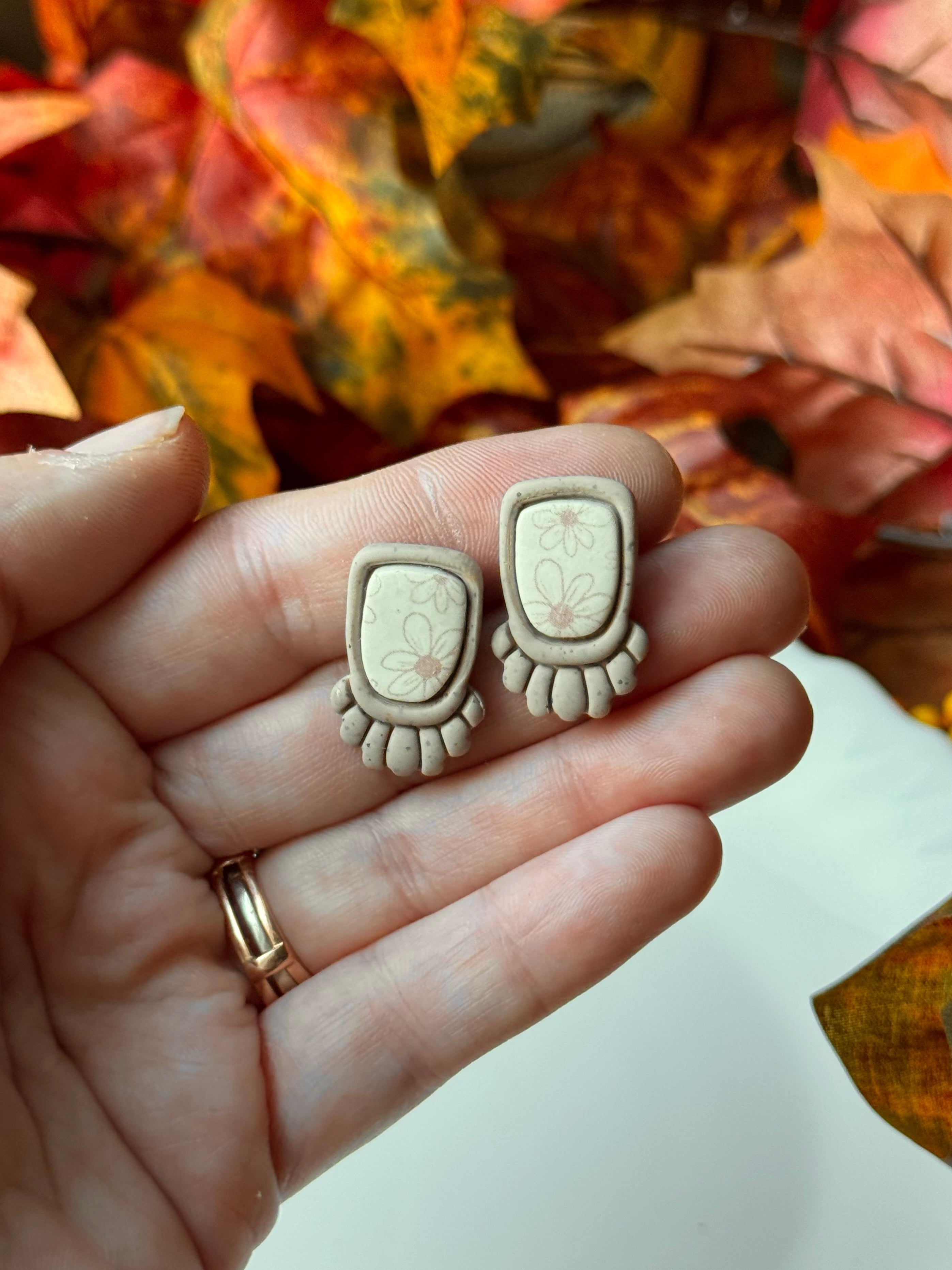 Handmade Neutral Daisy Bezel Studs