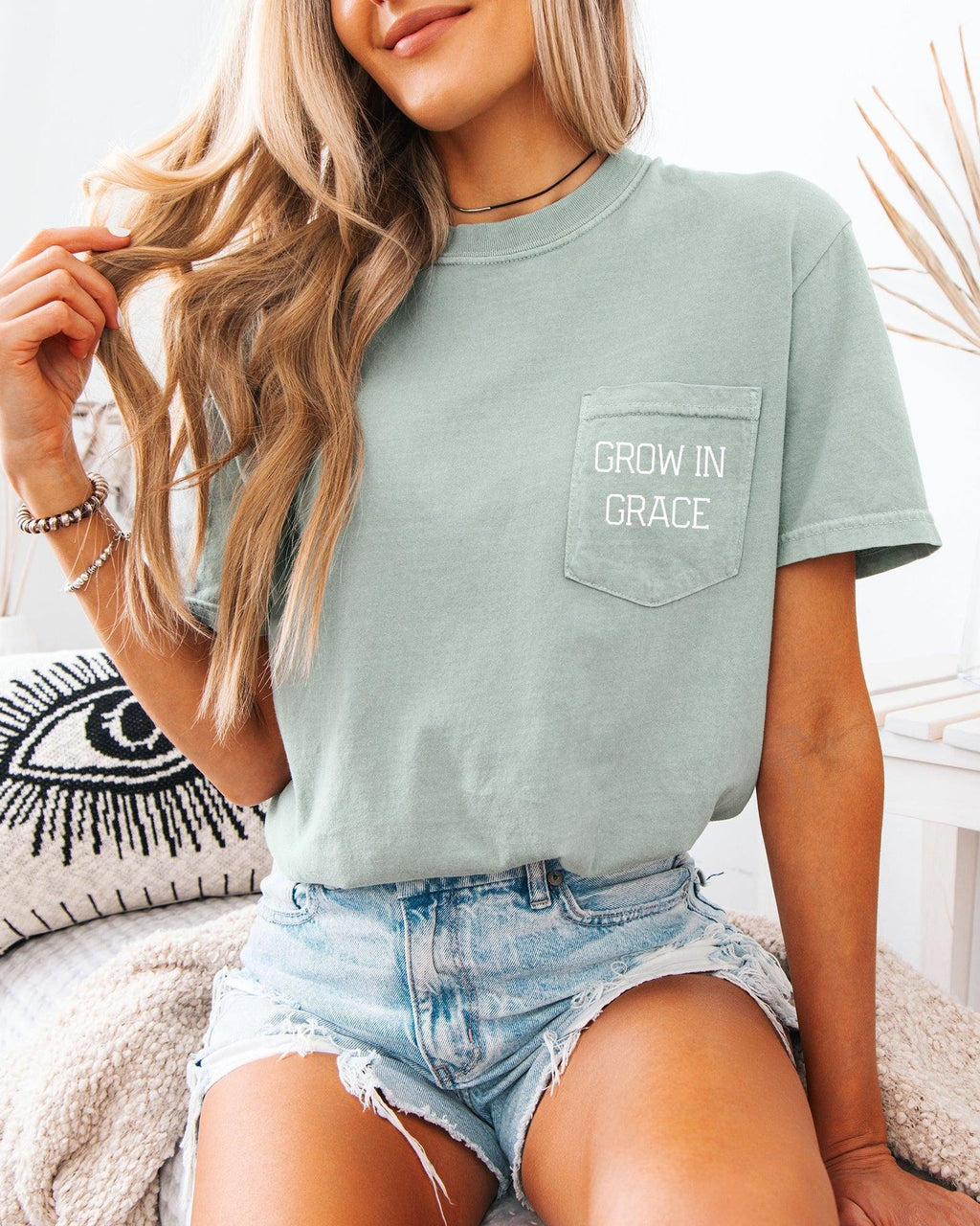 Grow In Grace Pocket T-Shirt
