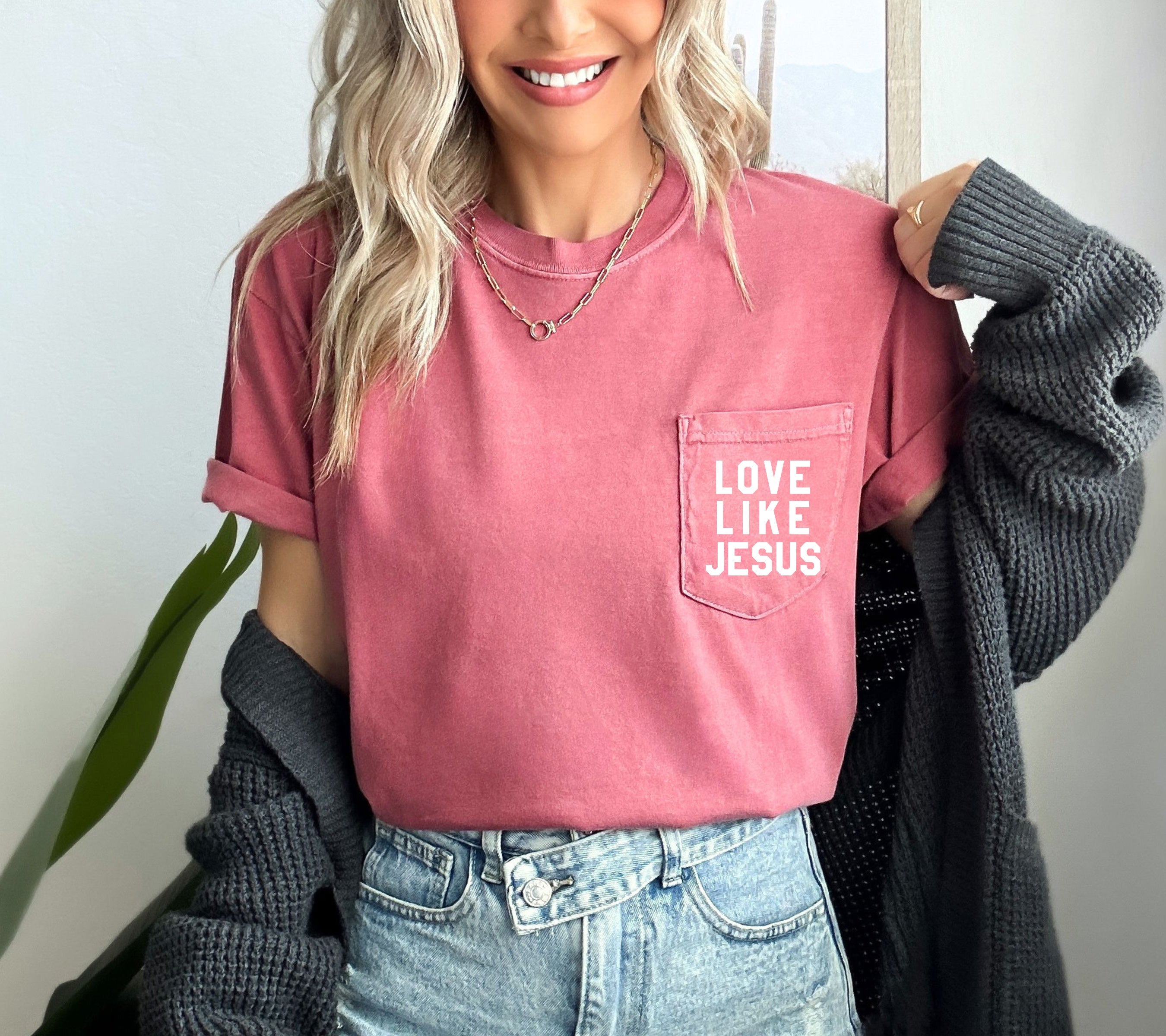 Love Like Jesus Pocket T Shirt