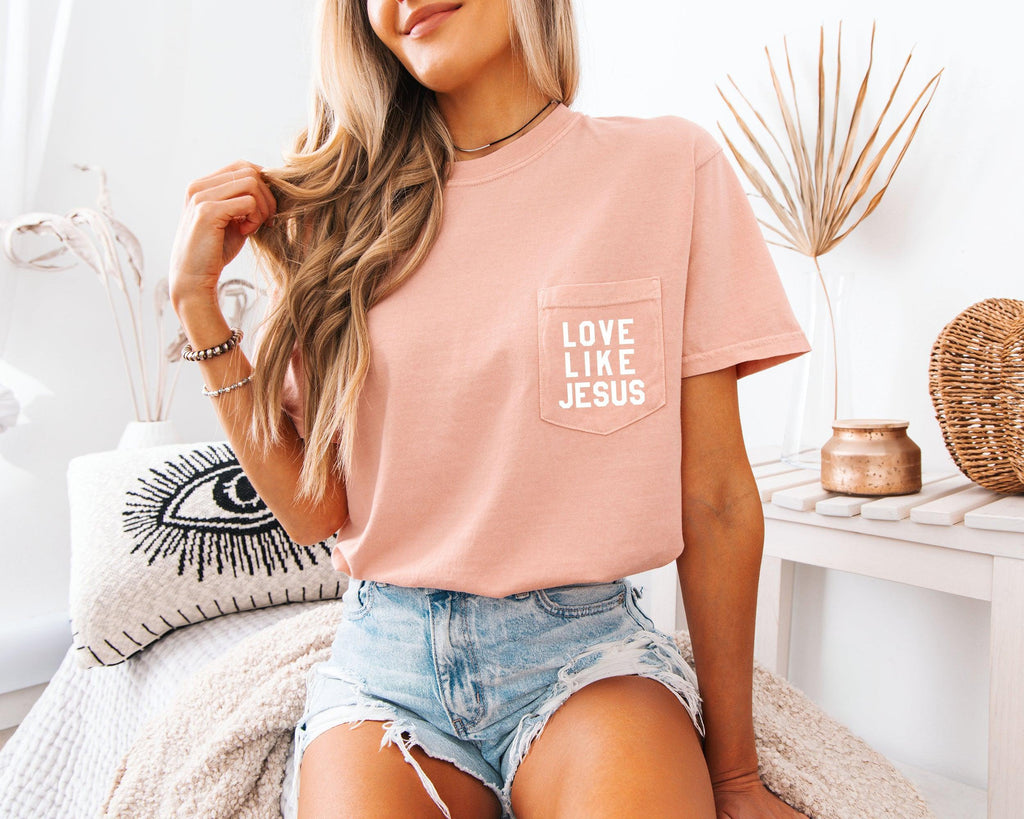 Love Like Jesus Pocket T Shirt