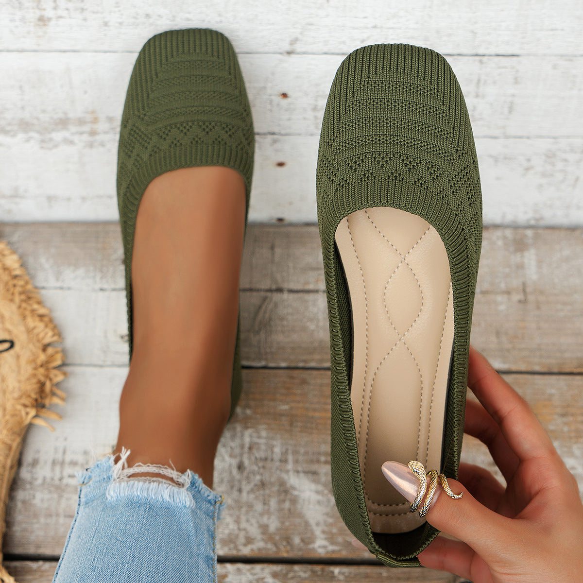 Women’s Breathable Knitted Slip-On Shoes
