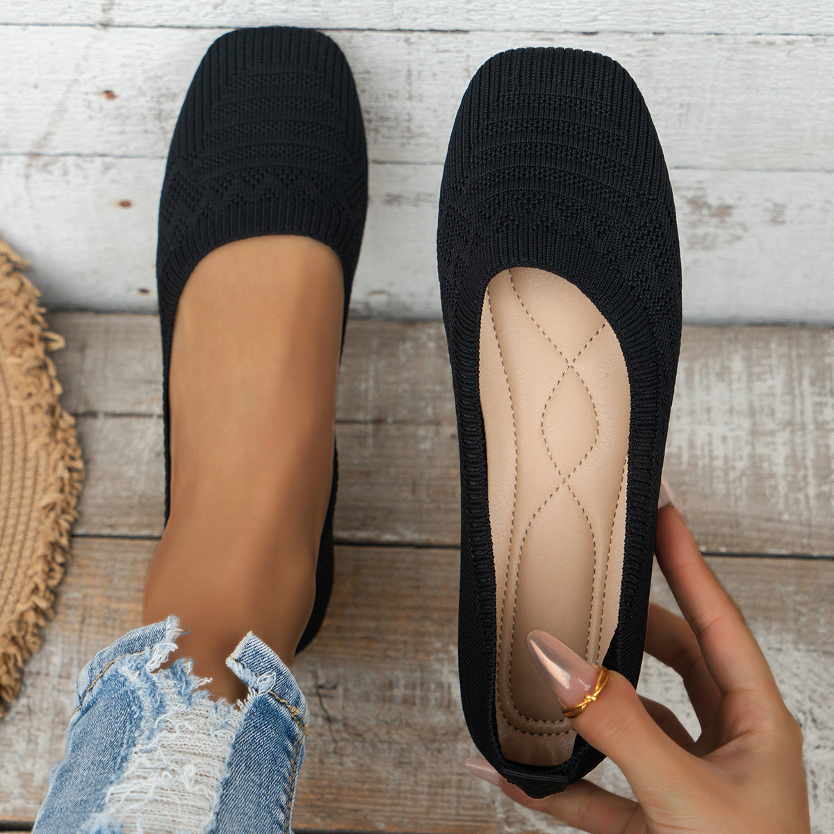 Women’s Breathable Knitted Slip-On Shoes