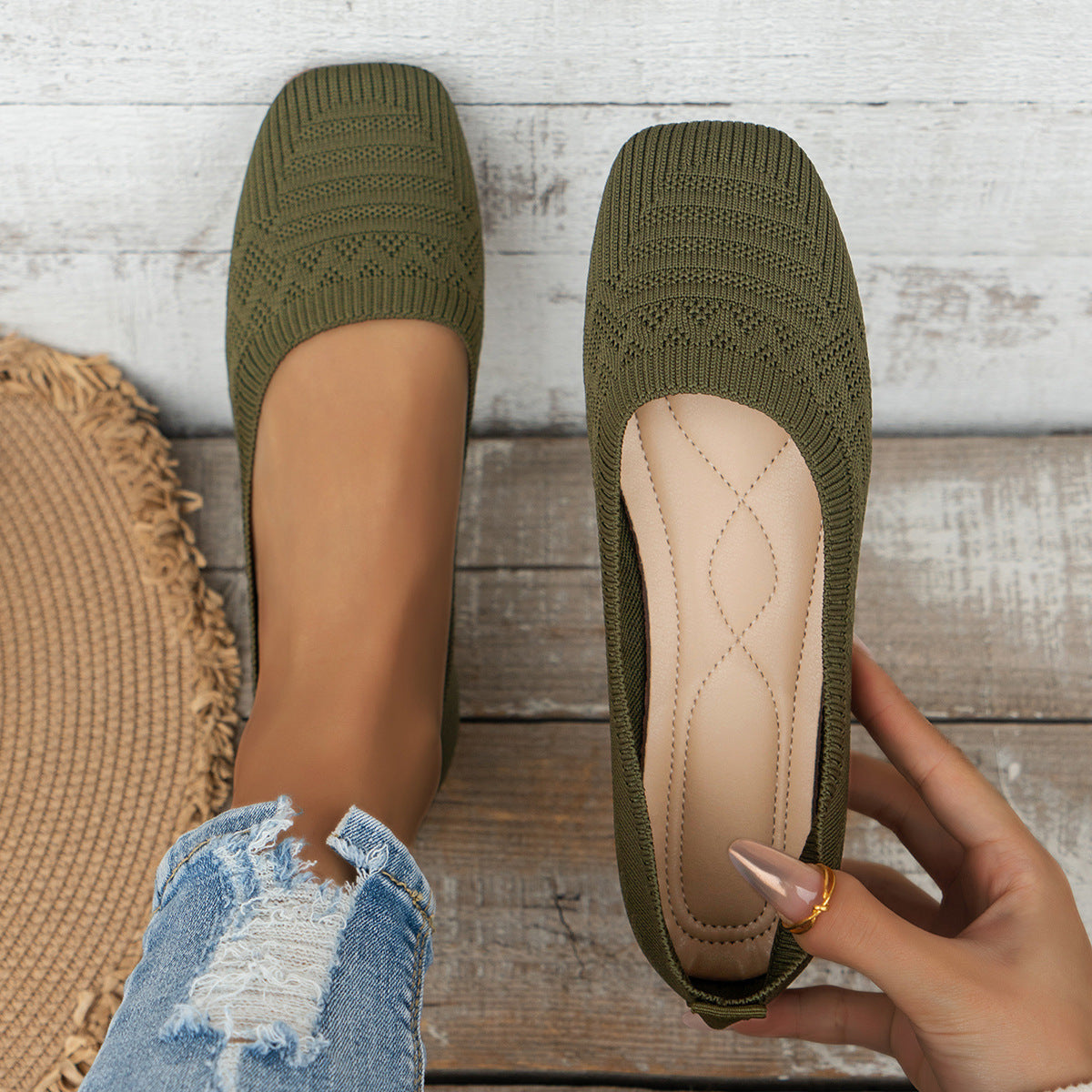 Women’s Breathable Knitted Slip-On Shoes