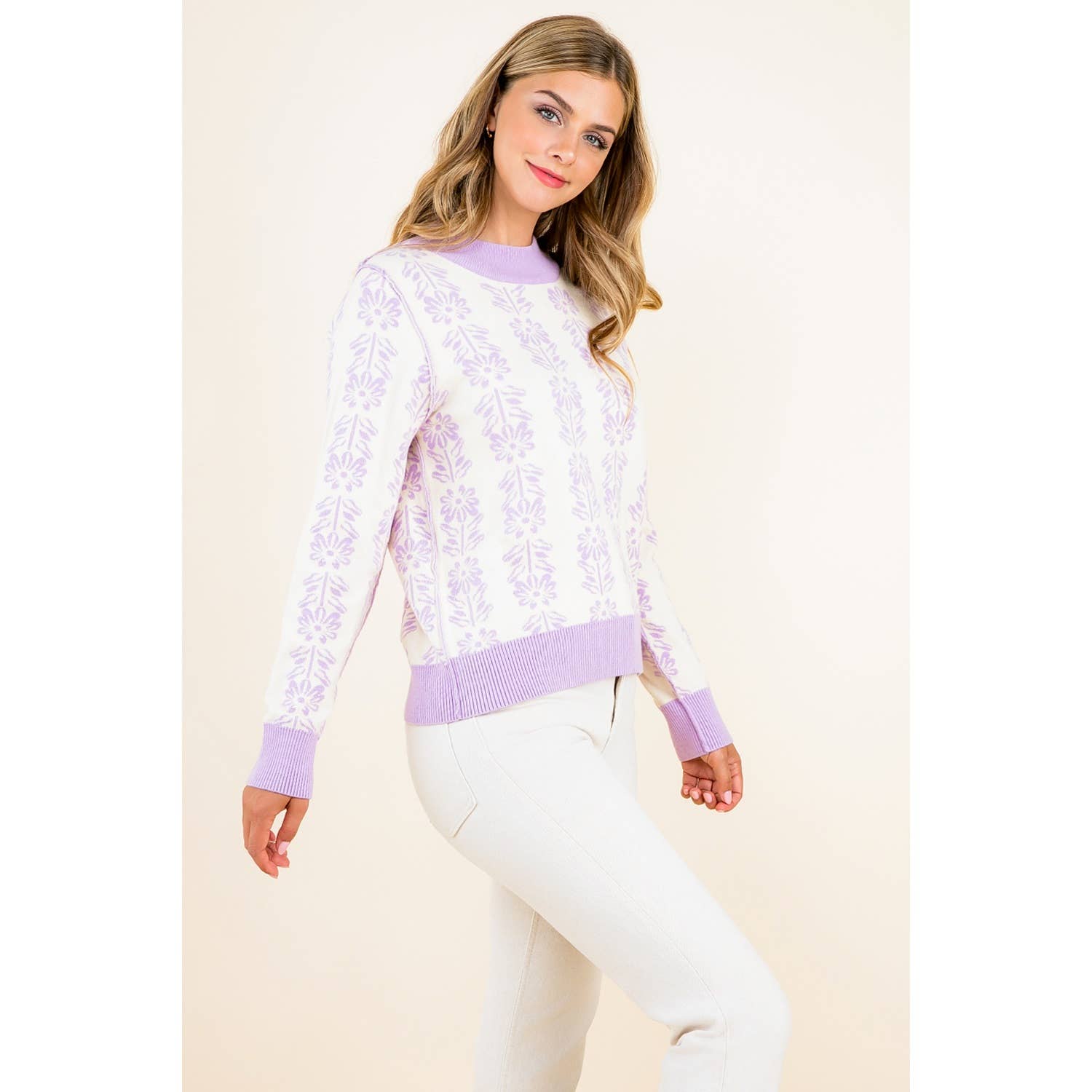 Leyla - Long Sleeve Floral Pattern Knit Pullover Sweater