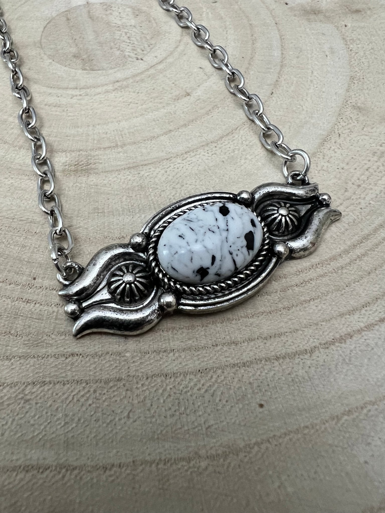 Faux White Buffalo Bar Necklace - 18 inch + 3